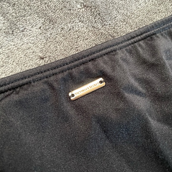 VS Swim The sexist cheeky size M - Picture 2 of 3